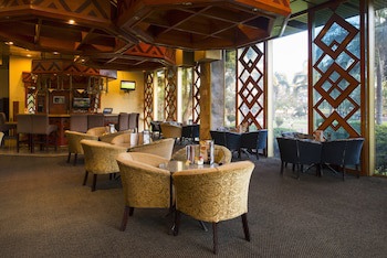 Rainbow Towers Hotel And Conference Centre