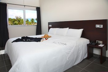 Mahogany Hotel Residence And Spa