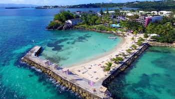 Mahogany Hotel Residence And Spa