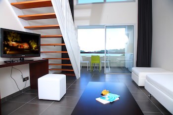 Mahogany Hotel Residence And Spa