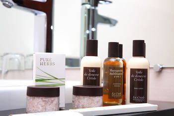 Mahogany Hotel Residence And Spa