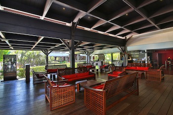 Mahogany Hotel Residence And Spa