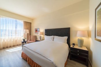 Real Intercontinental San Salvador At Metrocentro Mall, An Ihg Hotel
