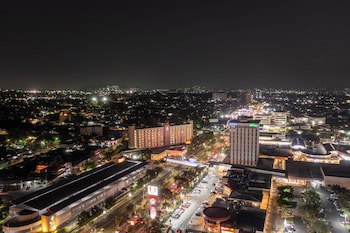 Real Intercontinental San Salvador At Metrocentro Mall, An Ihg Hotel