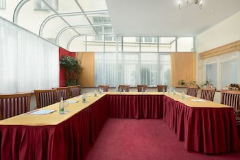 Ramada by Wyndham Prague City Centre galeri fotoğrafı