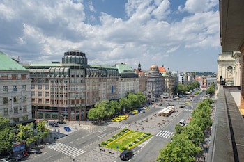 Ramada by Wyndham Prague City Centre fotoğrafı