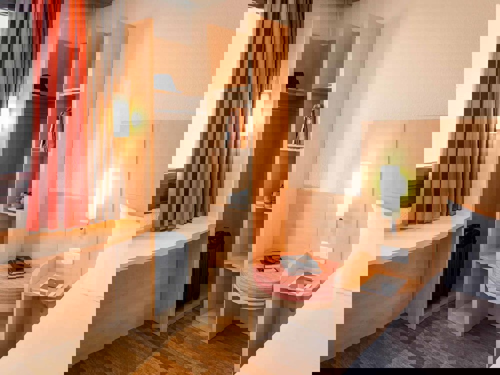 Hotel Ibis Grenoble Gare (Adults Only)