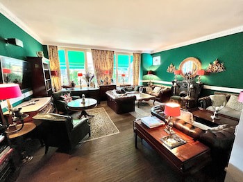 Ashleys Garden (Adults Only) fotoğrafı