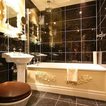 Lumley Castle Hotel