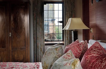 The Montagu Arms Hotel
