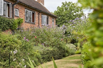 The Montagu Arms Hotel