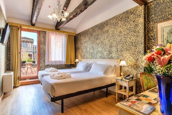Hotel La Fenice Et Des Artistes galeri fotoğrafı