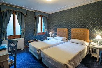 Hotel La Fenice Et Des Artistes galeri fotoğrafı