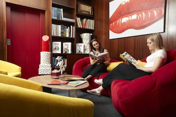 Hotel Crystal