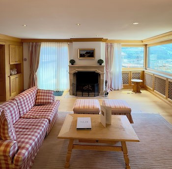Crystal Hotel