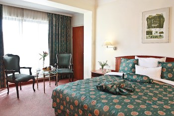 Grand Palace Hotel
