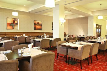 Grand Palace Hotel