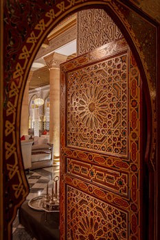 Hotel La Tour Hassan Palace