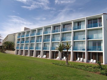 Wilderness Beach Hotel