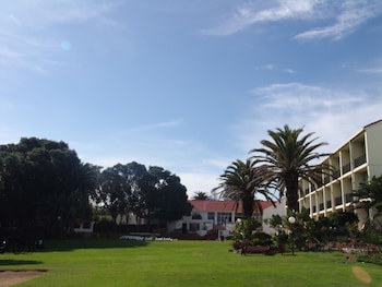 Wilderness Beach Hotel