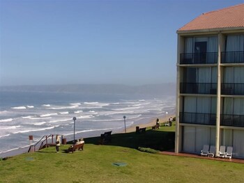 Wilderness Beach Hotel