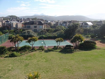 Wilderness Beach Hotel