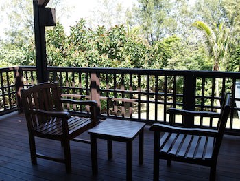 Okuma Private Beach & Resort
