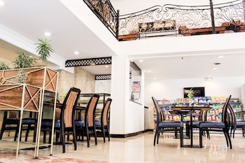 Las Palmas Hotel De Manila