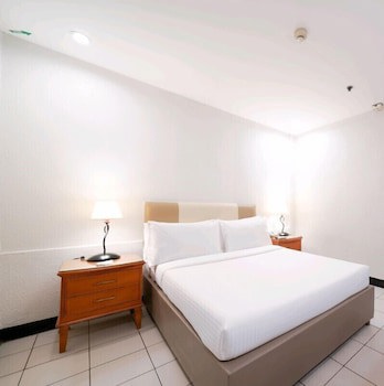 Las Palmas Hotel De Manila