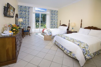 Breezes Resort & Spa All Inclusive, Bahamas - Adults Only
