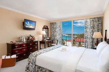 Breezes Resort & Spa All Inclusive, Bahamas - Adults Only