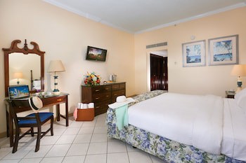 Breezes Resort & Spa All Inclusive, Bahamas - Adults Only