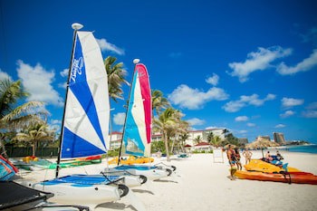 Breezes Resort & Spa All Inclusive, Bahamas - Adults Only