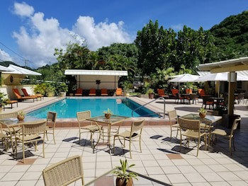 Blue Horizons Garden Resort