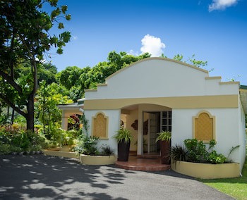 Blue Horizons Garden Resort