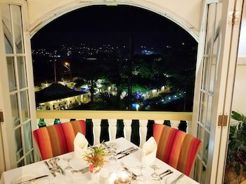 Blue Horizons Garden Resort