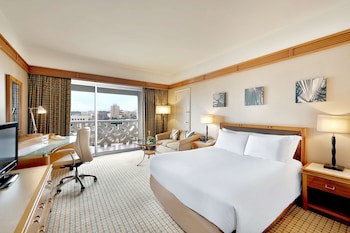 Hilton Yaounde