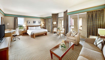 Hilton Yaounde