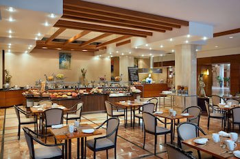 Hilton Yaounde