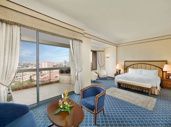 Hilton Yaounde