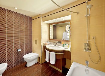 Hilton Yaounde