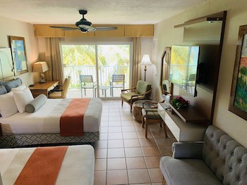 Emerald Beach Resort
