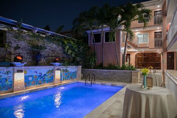 Company House Hotel