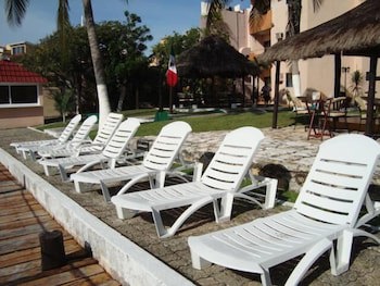 Grand Royal Lagoon