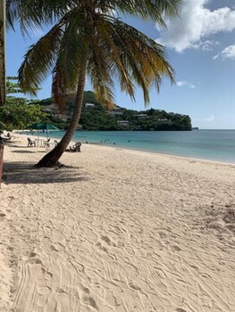 Gem Holiday Beach Resort