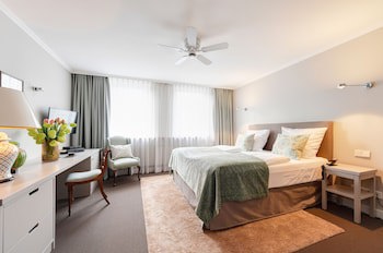 Admiral Hotel fotoğrafı