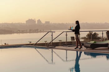 Holiday Inn Cairo Maadi by IHG galeri fotoğrafı