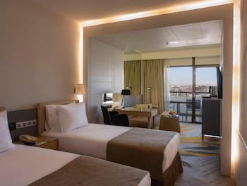 Holiday Inn Cairo Maadi by IHG galeri fotoğrafı