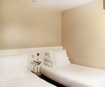 Gran Derby Suite Hotel