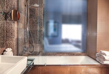 Gran Derby Suite Hotel